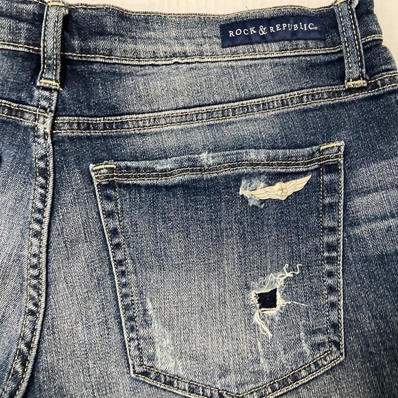 RRR Republic jeans shorts women’s size 12 distressed - Picture 2 of 7